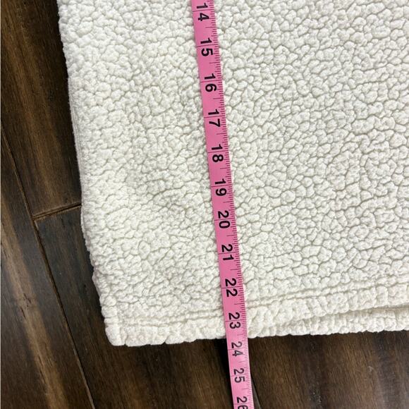 PINK VS Cream White Warm Sherpa Pullover Turtleneck Half zip w/ pockets y2k - Picture 9 of 9